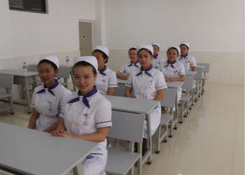 云南曲靖护理学校2020年五年制大专招生报名方式